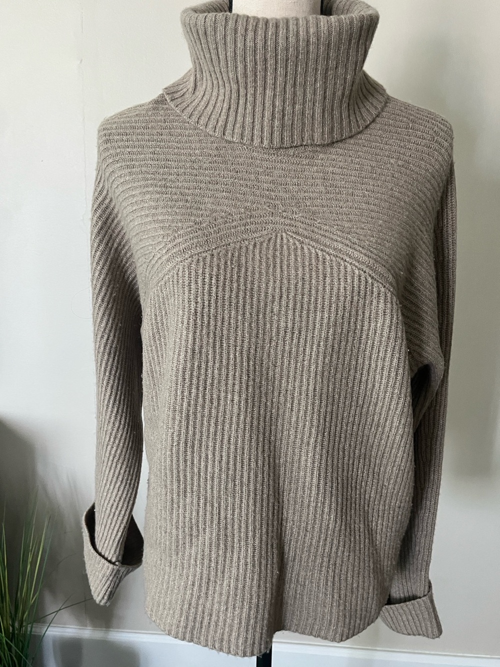 Massimo Dutti Italian Knit Sweater XS